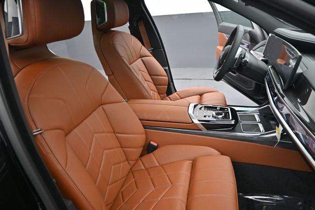 2026 BMW 740 I thumbnail 27