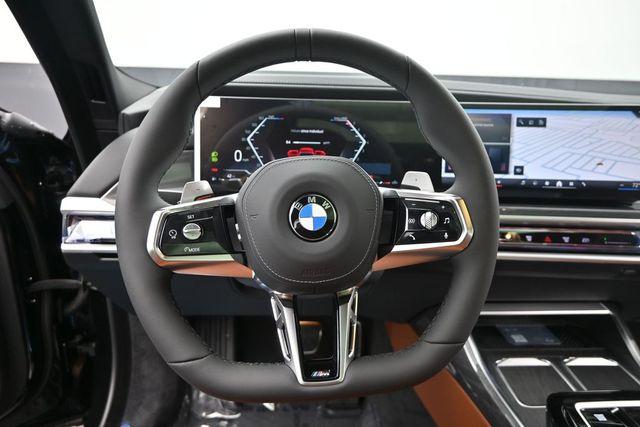 2026 BMW 740 I thumbnail 13