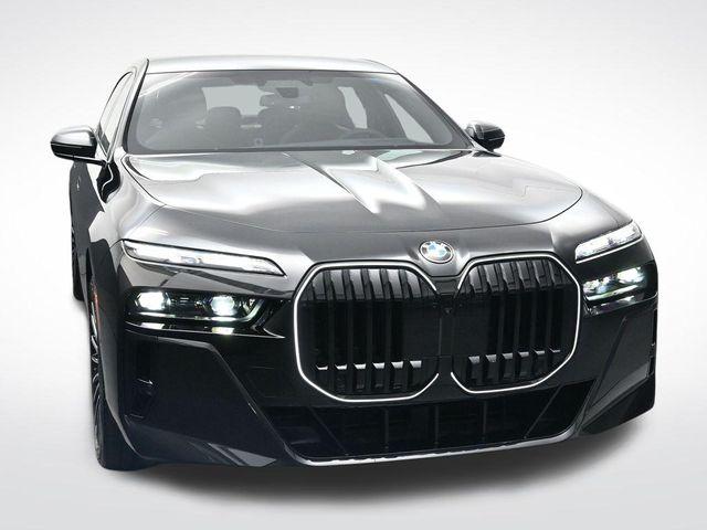 2026 BMW 740 I thumbnail 11