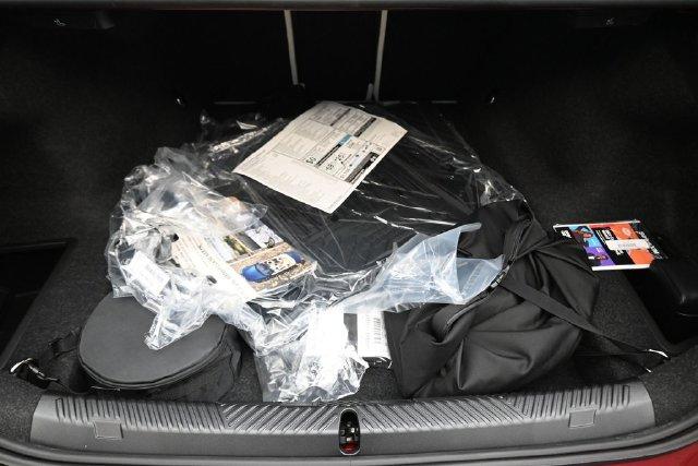 2027 BMW 550E 550E XDRIVE 缩略图 24