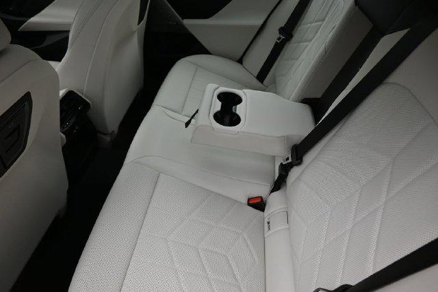 2027 BMW 550E 550E XDRIVE — миниатюра 23