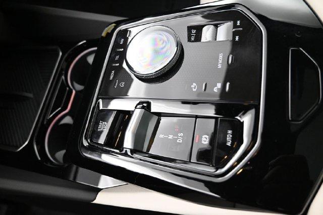 2027 BMW 550E 550E XDRIVE — миниатюра 13