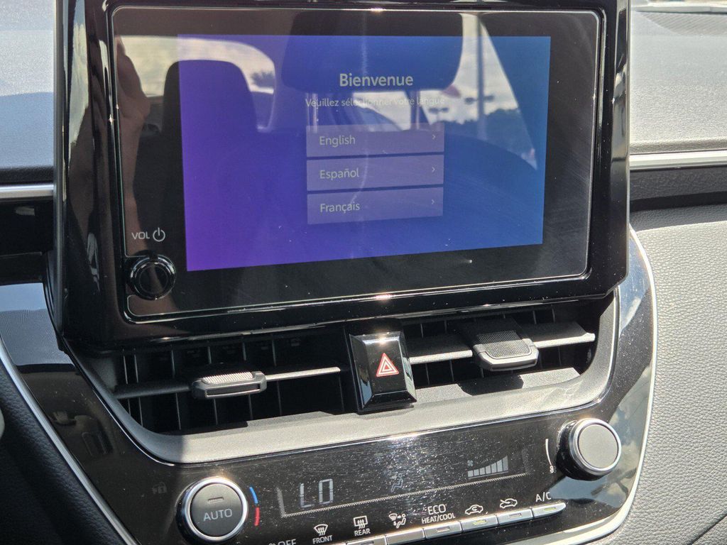 صورة مصغرة 16 لـ 2025 Toyota COROLLA HYBRID LE