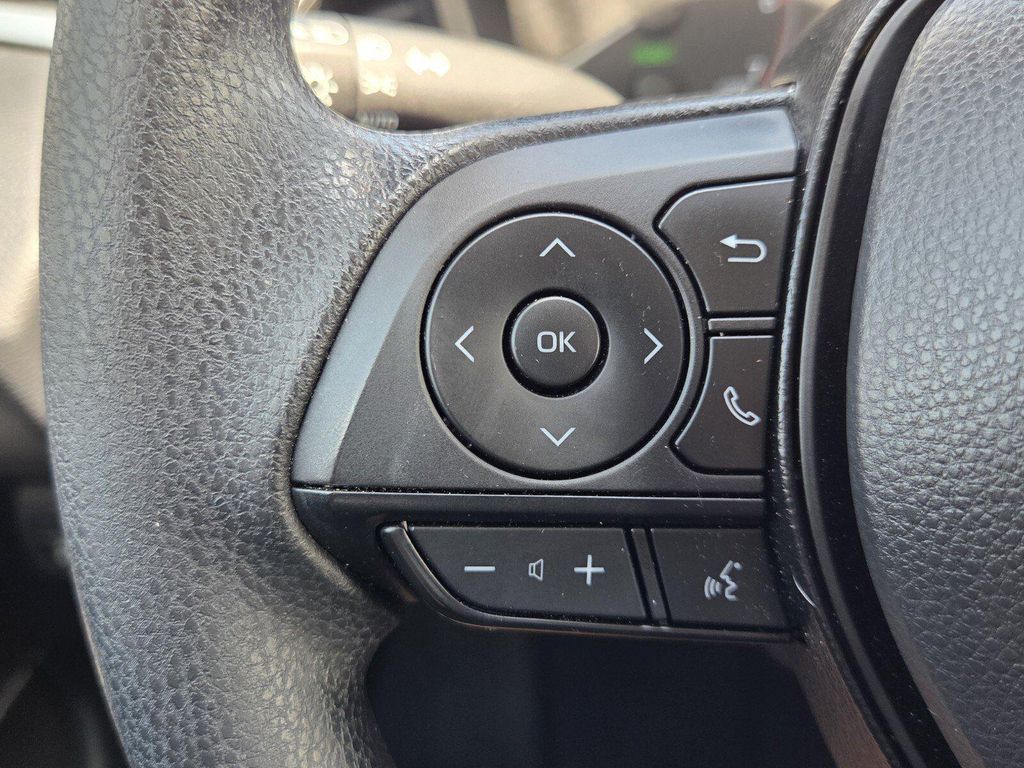 صورة مصغرة 22 لـ 2025 Toyota COROLLA HYBRID LE