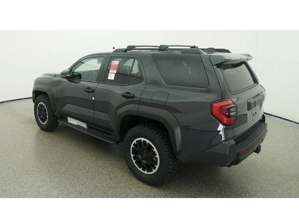 صورة 5 لـ 2026 Toyota 4RUNNER TRD OFF ROAD PREMIUM