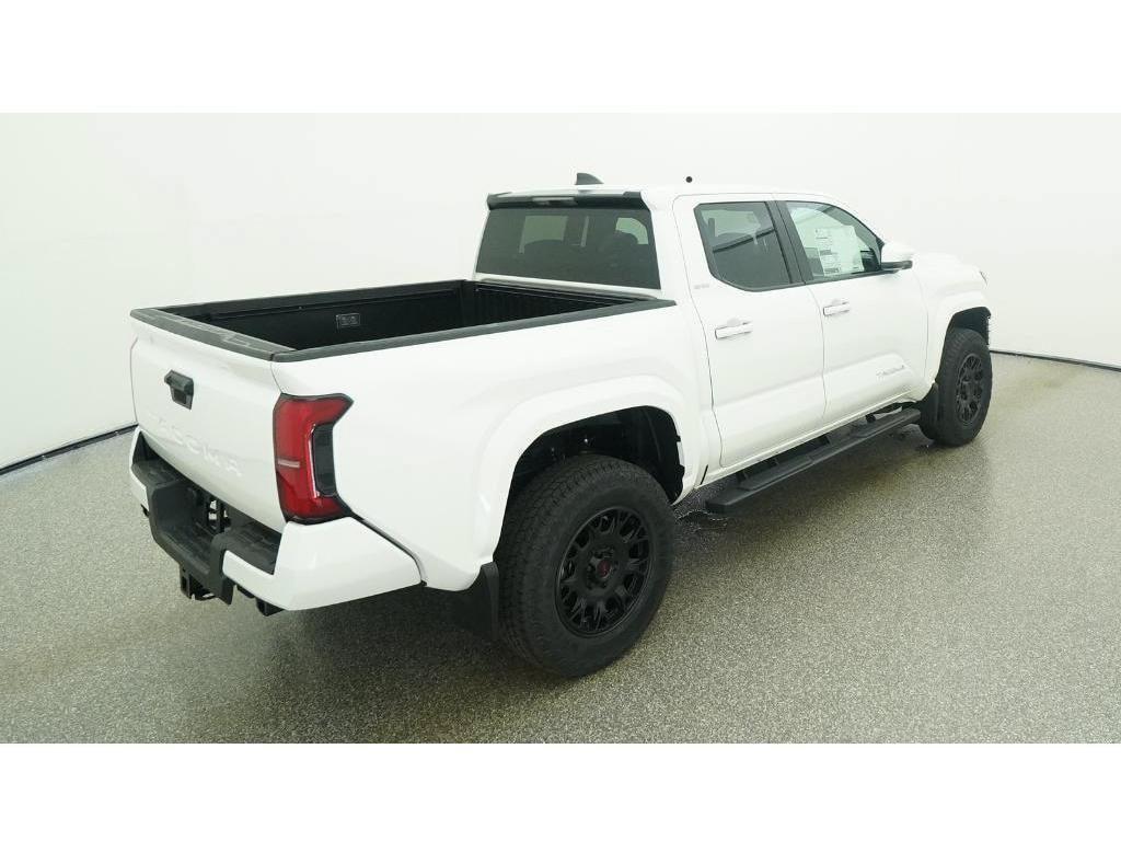 صورة 9 لـ 2026 Toyota TACOMA SR5