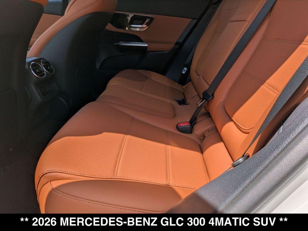 2026 Mercedes-BENZ GLC — миниатюра 15