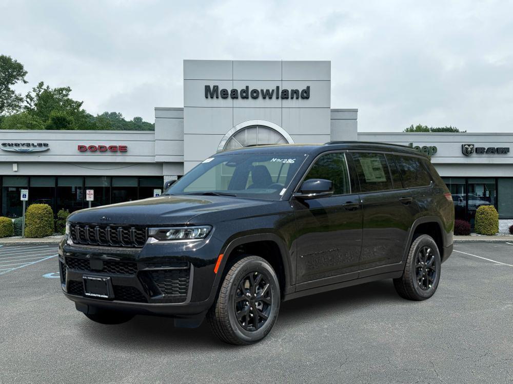 New 2026 Jeep Grand Cherokee L Laredo