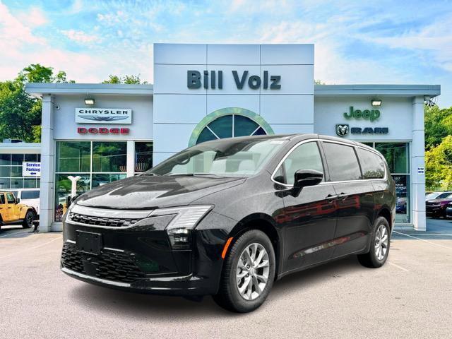 New 2027 Chrysler Pacifica SELECT