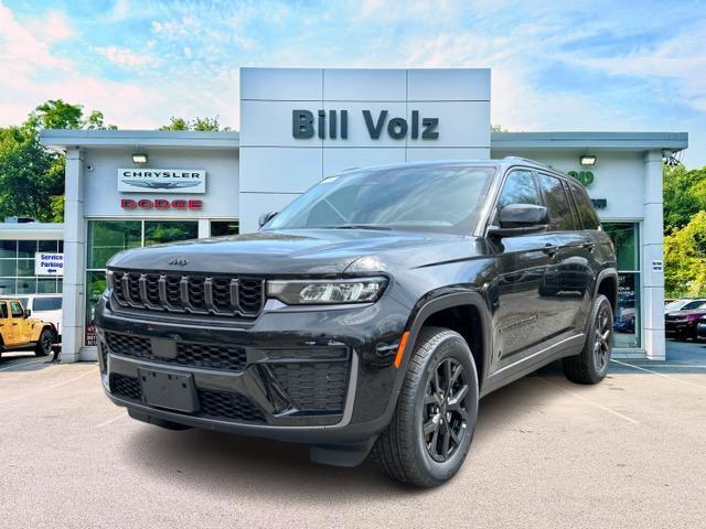 New 2026 Jeep Grand Cherokee Laredo