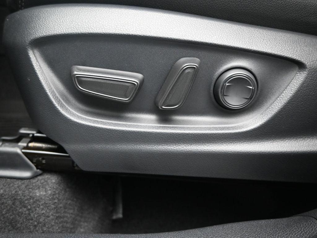 TOYOTA COROLLA CROSS - 10