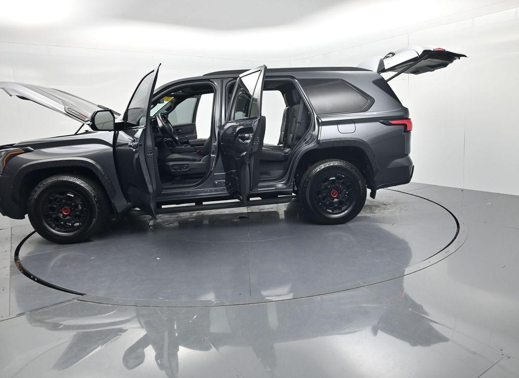 صورة مصغرة 73 لـ 2024 Toyota SEQUOIA TRD PRO