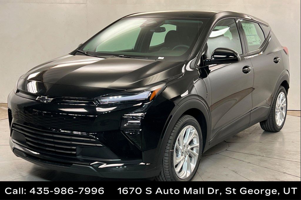 New 2027 Chevrolet Bolt LT FWD