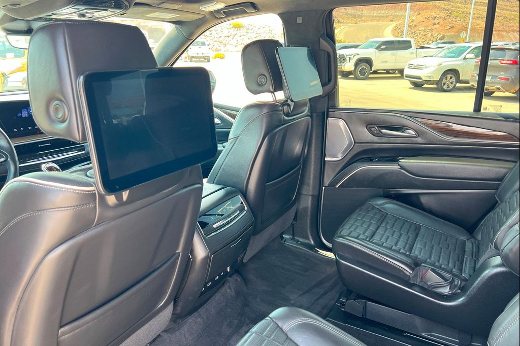 2024 Cadillac ESCALADE SPORT PLATINUM — миниатюра 20