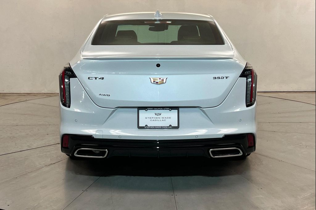 صورة 4 لـ 2026 Cadillac CT4 SPORT RWD