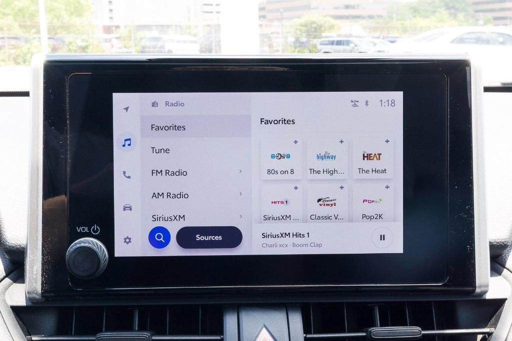 صورة مصغرة 27 لـ 2024 Toyota RAV4 PRIME SE