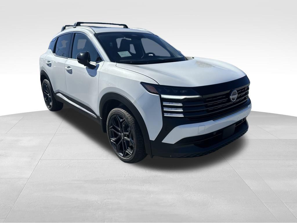 New 2026 Nissan Kicks SR