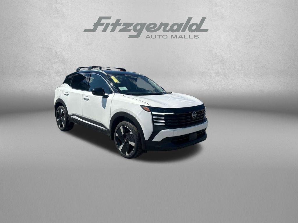 New 2026 Nissan Kicks SR