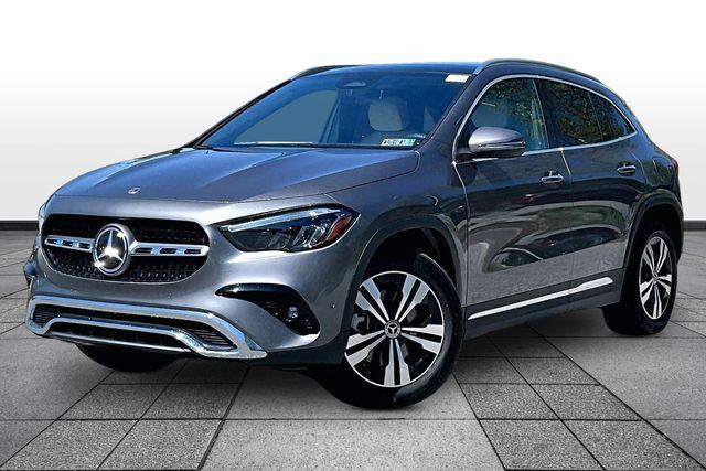 MERCEDES-BENZ GLA - 4