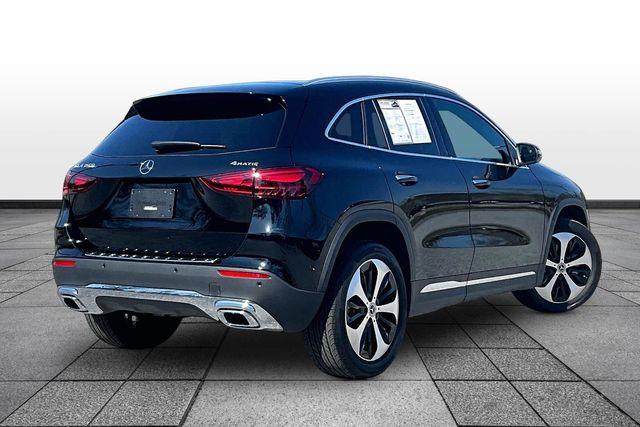 MERCEDES-BENZ GLA - 7