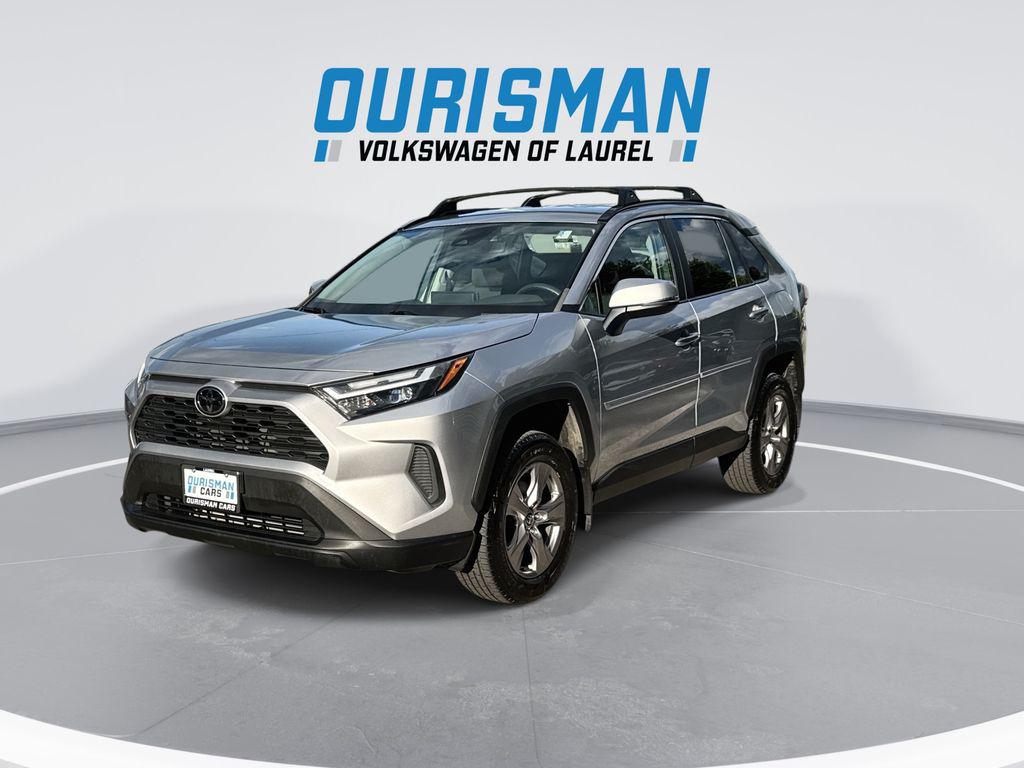 صورة 4 لـ 2023 Toyota RAV4 XLE