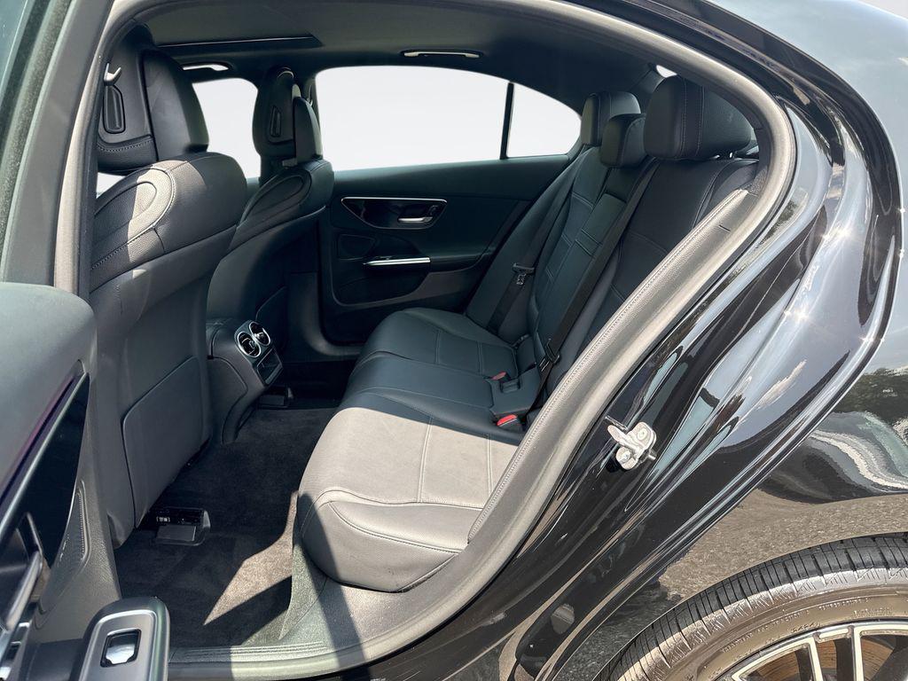 صورة مصغرة 25 لـ 2025 Mercedes-BENZ C-CLASS