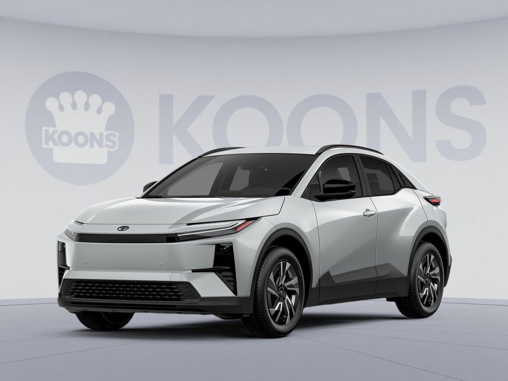 New 2026 Toyota C-HR XSE