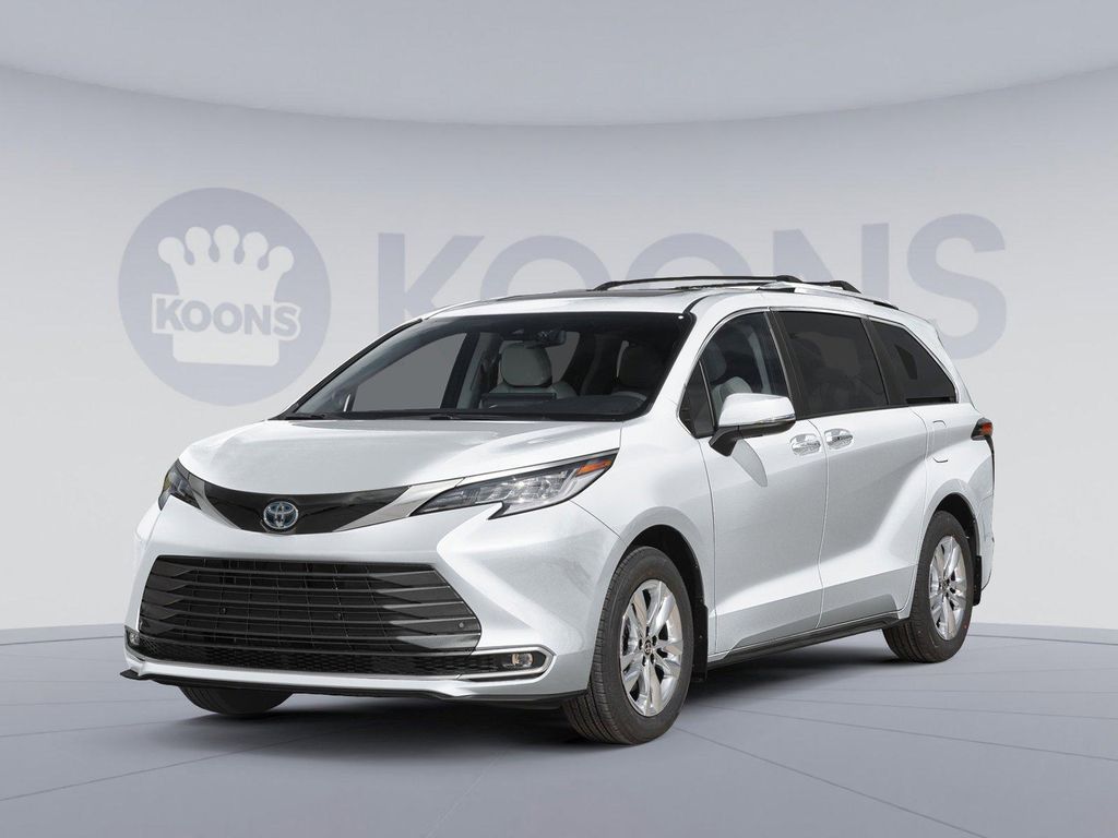 New 2026 Toyota Sienna Limited
