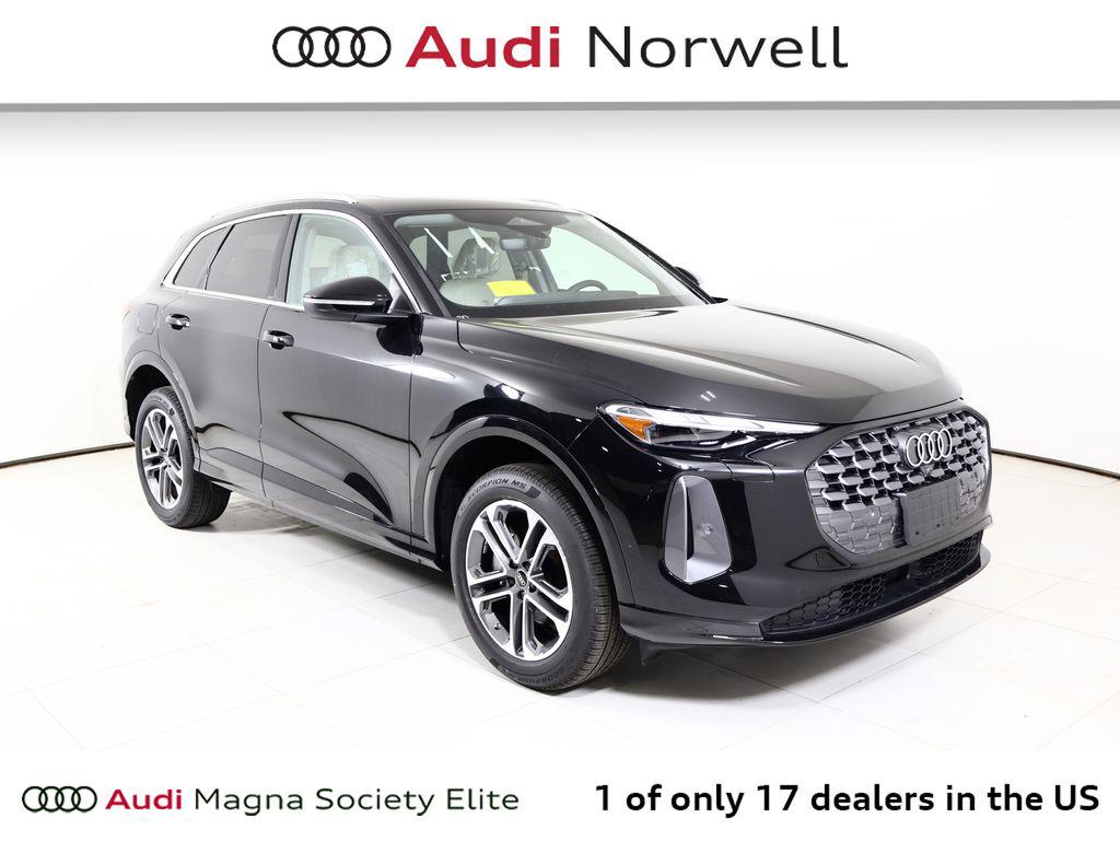 New 2025 Audi Q5 Premium TFSI quattro S tronic