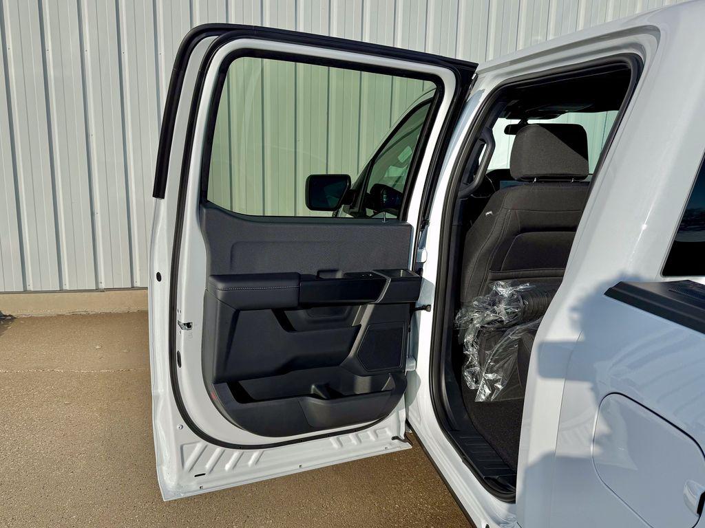 2026 FORD F-150 STX — миниатюра 14