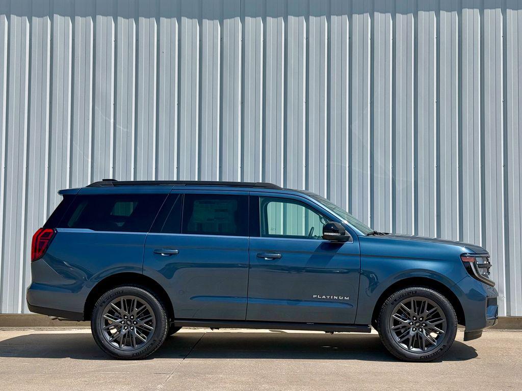 2027 FORD EXPEDITION PLATINUM — фото 7
