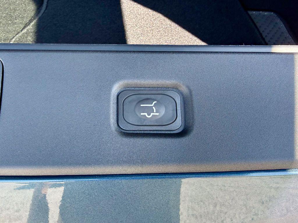 2027 FORD EXPEDITION PLATINUM — миниатюра 22
