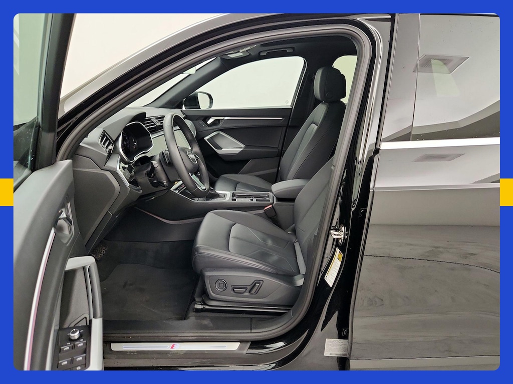 صورة 13 لـ 2025 AUDI Q3 S-LINE PREMIUM PLUS