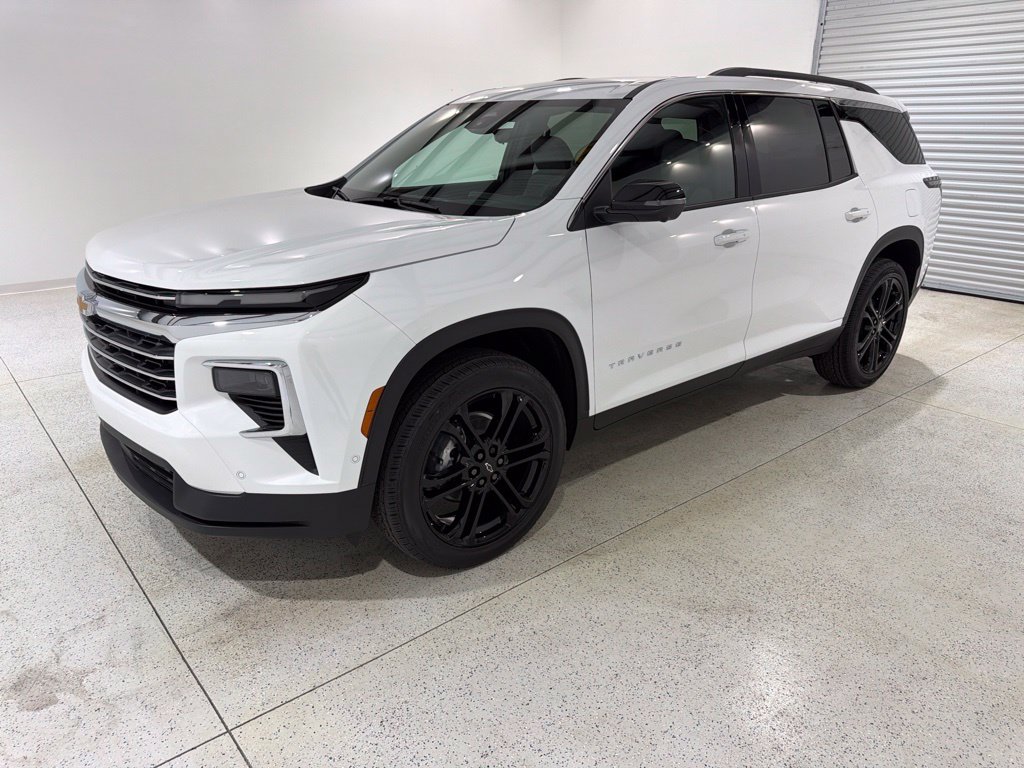 New 2027 Chevrolet Traverse LT