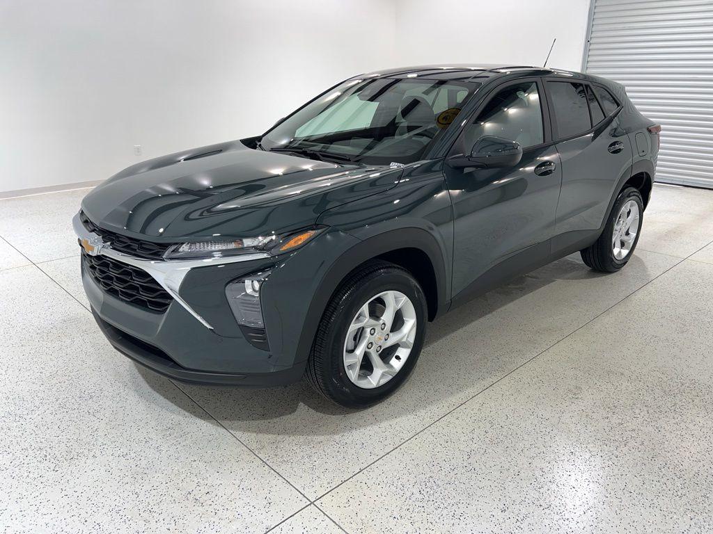 New 2026 Chevrolet Trax LS