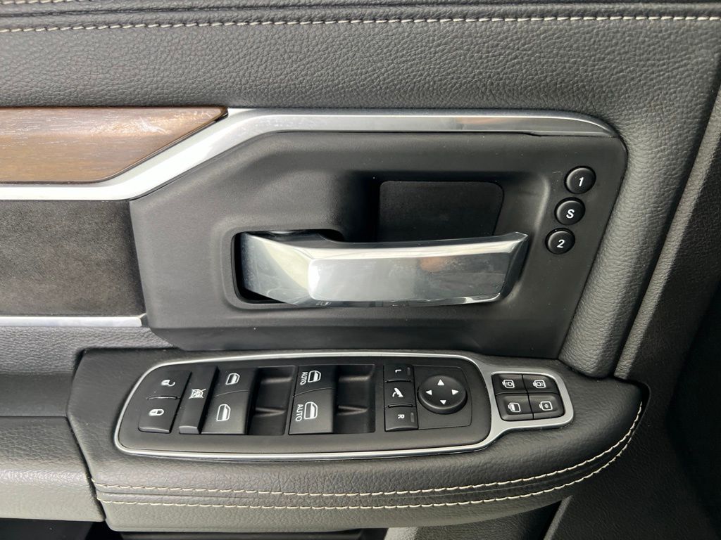 2024 RAM 2500 LARAMIE 缩略图 22