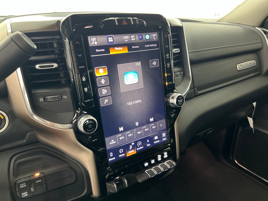 2024 RAM 2500 LARAMIE 缩略图 13