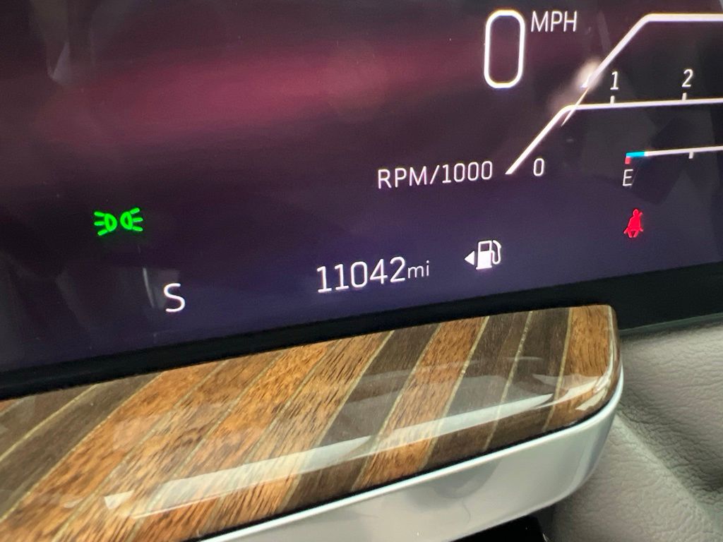 صورة مصغرة 12 لـ 2026 Cadillac ESCALADE ESV PLATINUM EDITION