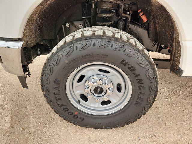 صورة 9 لـ 2026 FORD F-250 XL