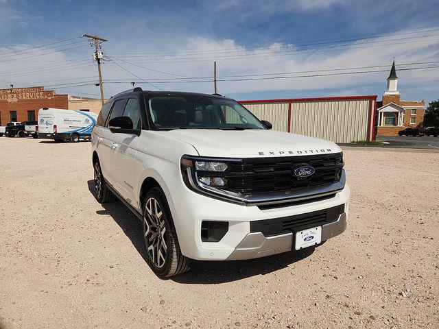 New 2026 Ford Expedition Platinum