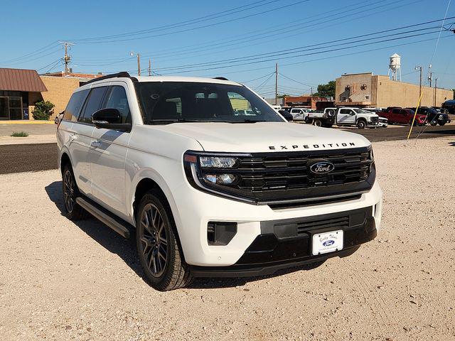 New 2026 Ford Expedition Platinum