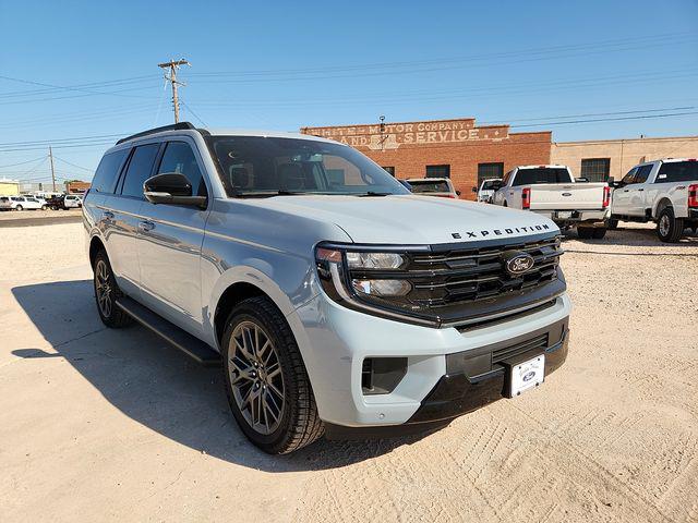 New 2026 Ford Expedition Platinum