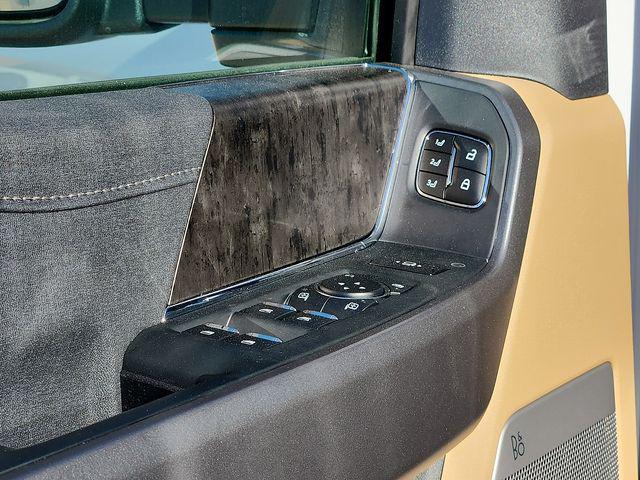 2026 FORD F-350 LARIAT thumbnail 15
