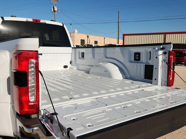 صورة مصغرة 12 لـ 2026 FORD F-350 LARIAT