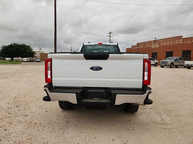 صورة 6 لـ 2026 FORD F-250 XL