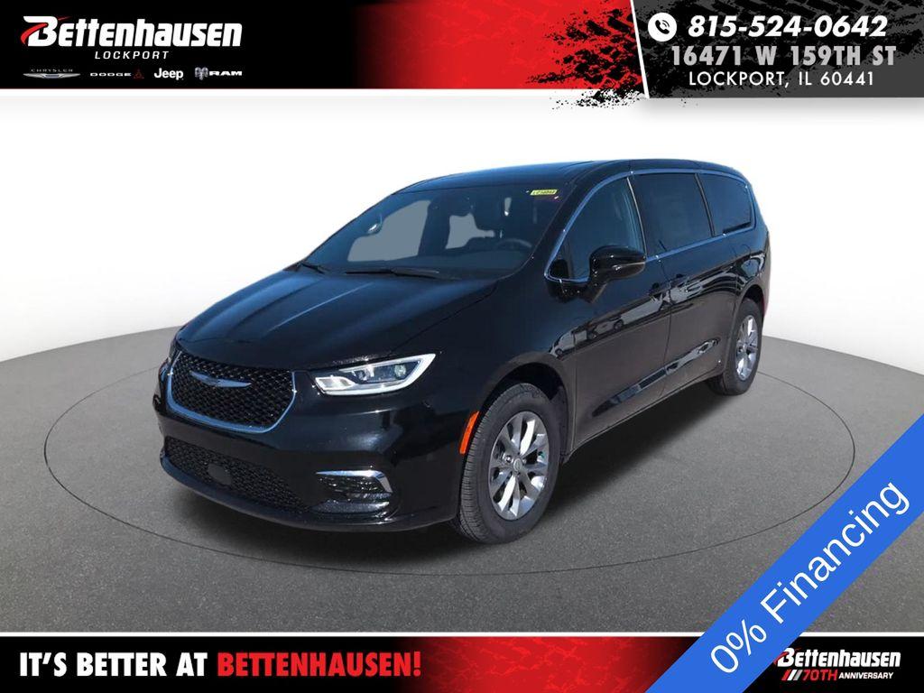 New 2026 Chrysler Pacifica Select