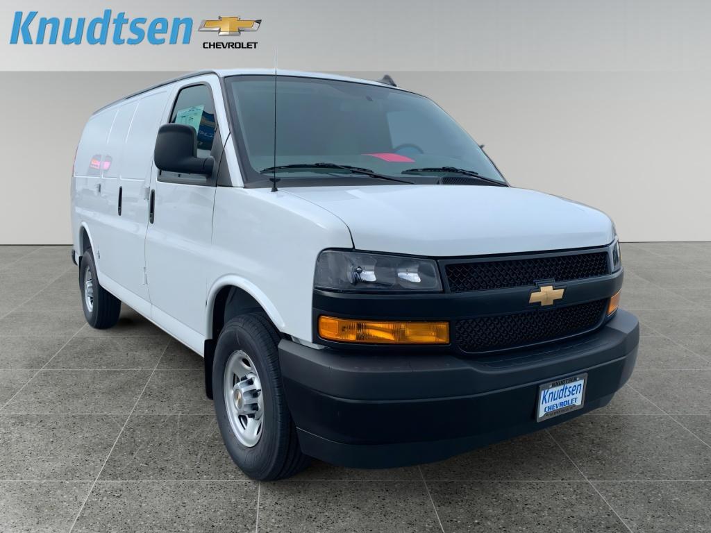 New 2025 Chevrolet Express 2500 Work Van