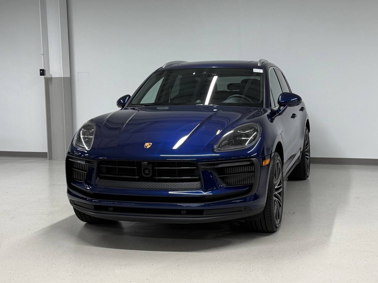 صورة 1 لـ 2024 Porsche MACAN