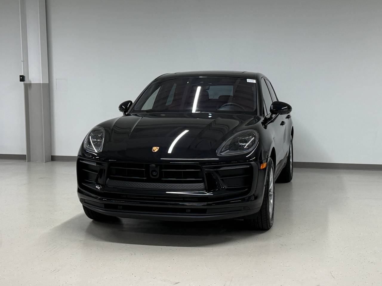 صورة 1 لـ 2026 Porsche MACAN