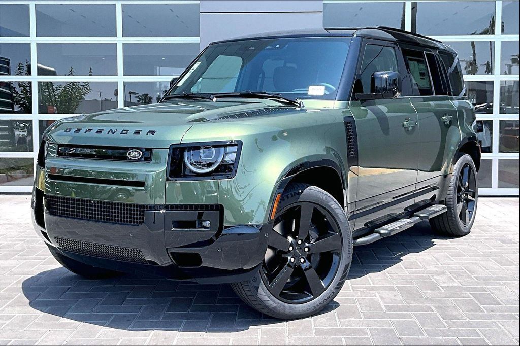 New 2026 Land Rover Defender P400 X-Dynamic SE